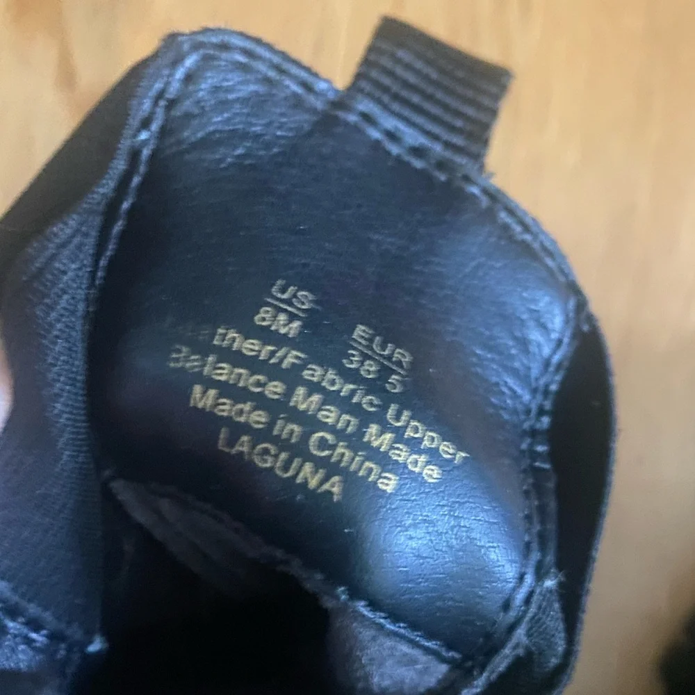 Sam Edelman Black Suede Chelsea Boots (Laguna)